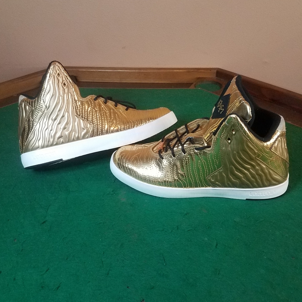 Nike Lebron XI Lifestyle Black History Month sz 9.5 Used Gold